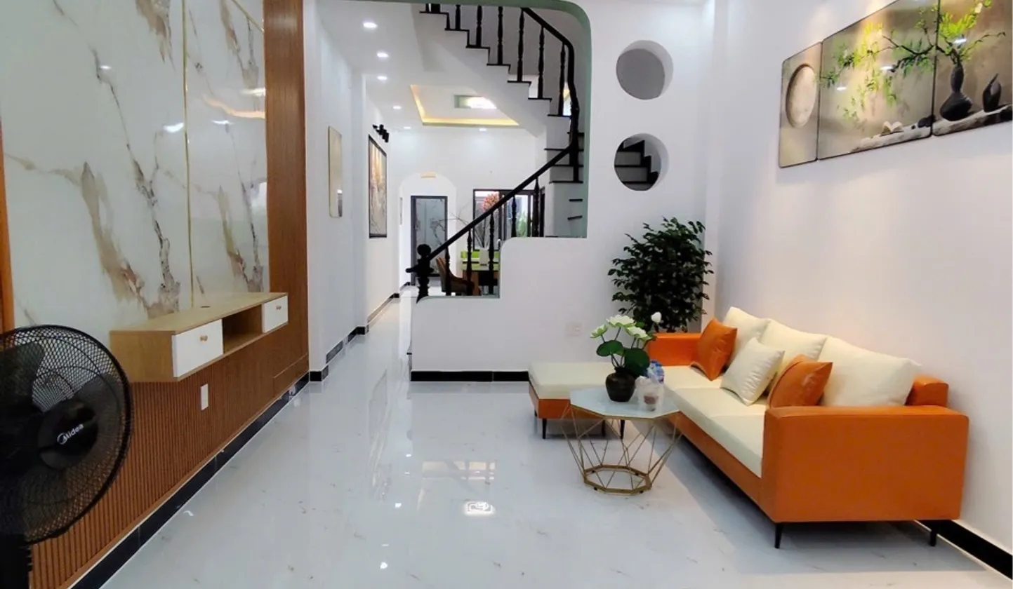 Nhà mới 80m2, nội thất xịn, ở liền, chỉ 7t nhỉnh... Bán nhà riêng tại Bình Trị Đông, Hồ Chí Minh 01
