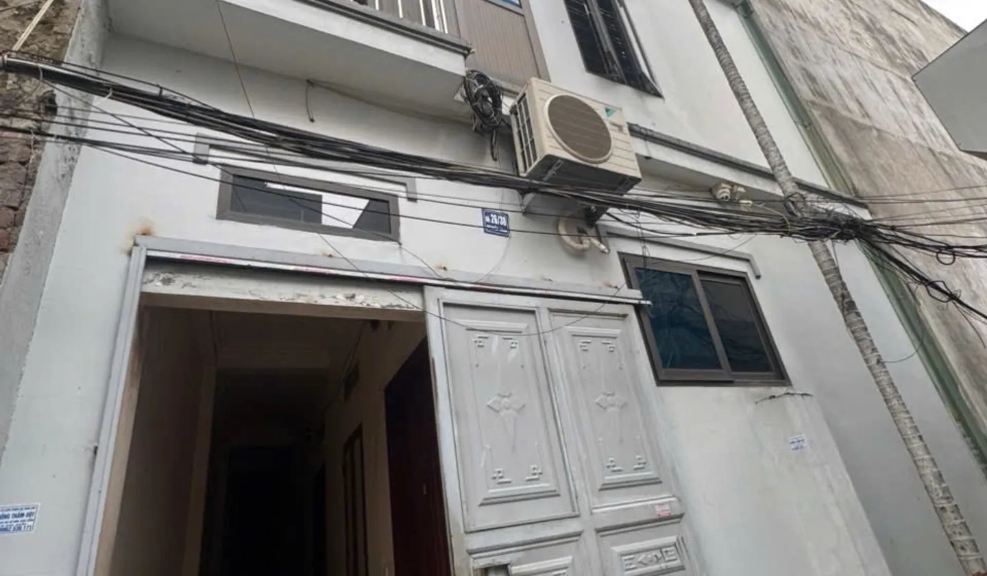 Nhà phố rộng rãi tại khu vực trung tâm Hải Phòng với tiềm năng đầu tư cho thuê ổn định... Bán nhà riêng tại An Biên, Hải Phòng 01