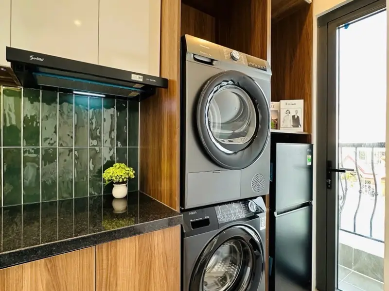Nhà 6 tầng, 8 căn hộ dịch vụ, thang máy tại Lương Thế Vinh, Tân Phú... Bán nhà riêng tại Tân Phú, Hồ Chí Minh 01