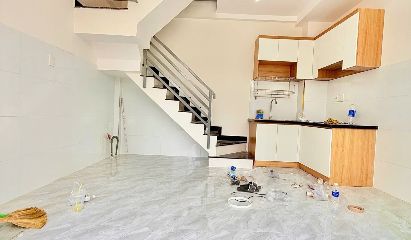 Nhà mặt phố giá cực sốc tại Đồng Xoài, giảm ngay 450 triệu nội trong tháng... Bán nhà mặt phố tại Tân Bình, Hồ Chí Minh 01
