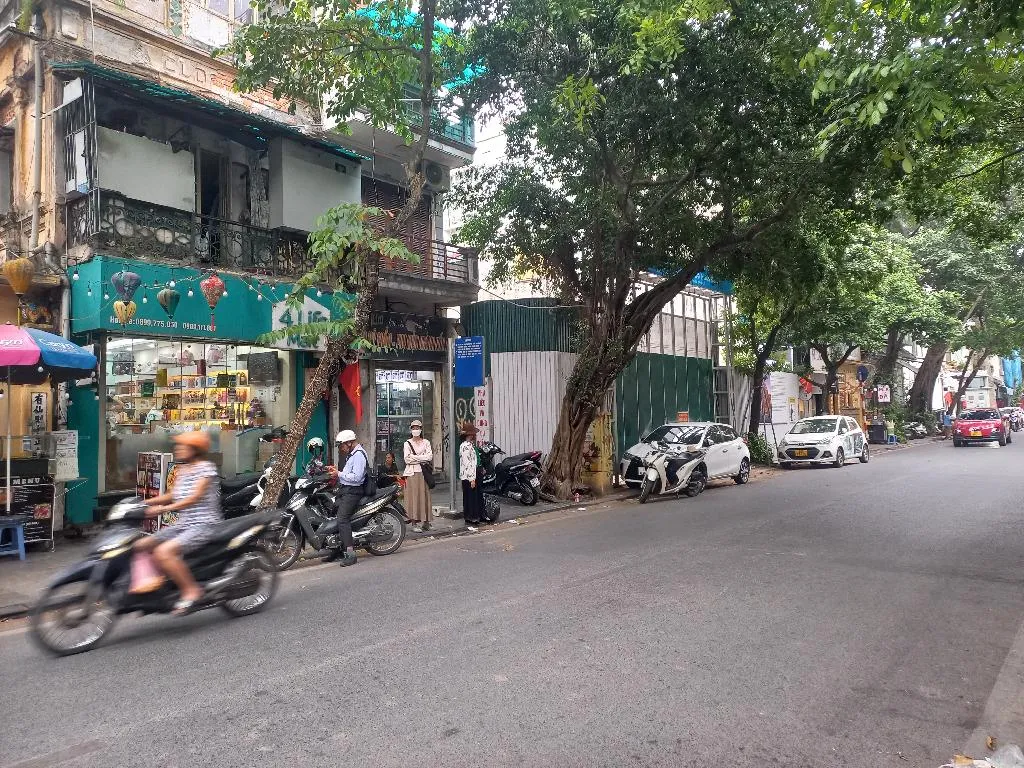 Nhà Mặt Phố Siêu VIP Tại Trung Tâm Phố Cổ Hà Nội... Bán nhà mặt phố tại Hoàn Kiếm, Hà Nội 01