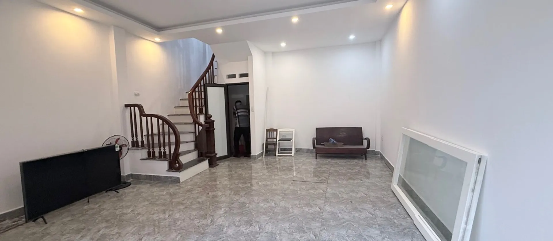 CHỈ 9 TỶ - OTO ĐỖ CỬA - PHỐ KIM GIANG -THANH XUÂN - NGÕ THÔNG - KO QUY HOẠCH - TIỀM NĂNG TĂNG GIÁ... Bán nhà riêng tại Định Công, Hà Nội 01