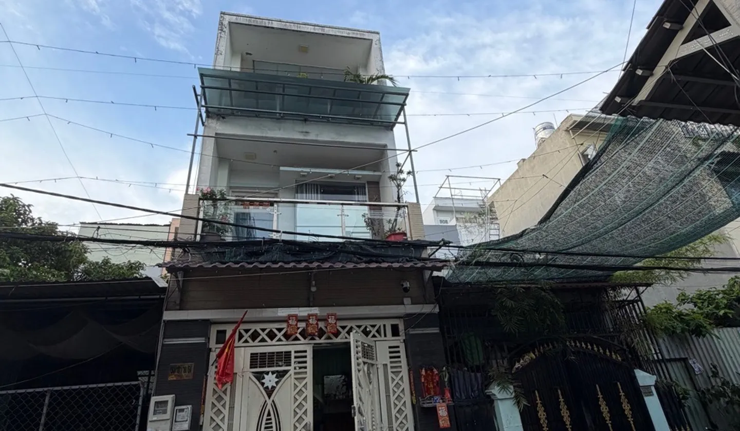 Bán nhà riêng 3 tầng tại phường Bình Tân, gần Tân Kỳ Tân Quý, hẻm xe tải, giá 5,1 tỷ... Bán nhà riêng tại Bình Tân, Hồ Chí Minh 01
