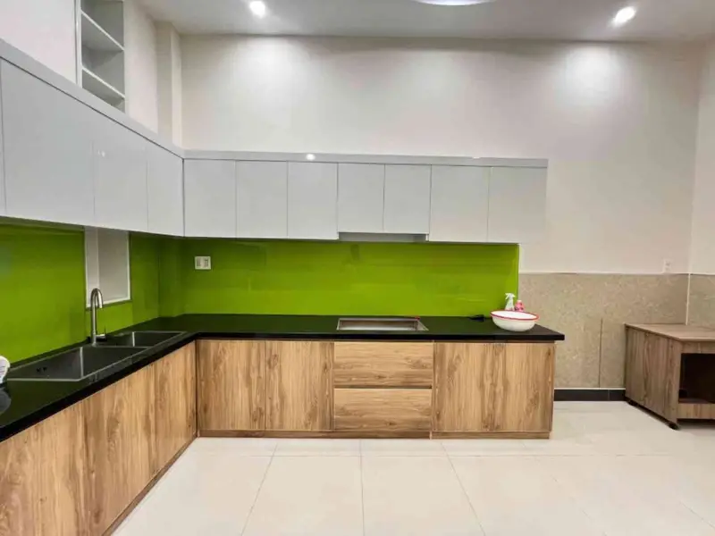 Bán nhà mặt phố 4 tầng tại phường Thủ Đức, diện tích 72m2... Bán nhà mặt phố tại Thủ Đức, Hồ Chí Minh 01