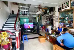 Nhà mặt phố lô góc tại trung tâm quận Hồng Bàng với thiết kế tinh tế và không gian thoáng đãng... Bán nhà mặt phố tại Hồng Bàng, Hải Phòng 01