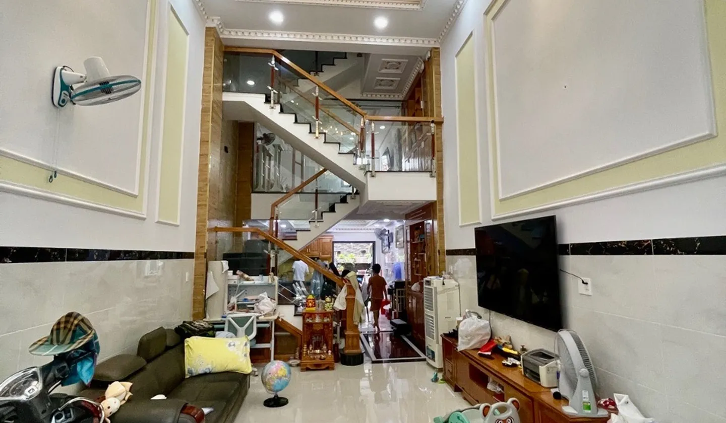 Nhà 5 tầng ngay chợ Gò Xoài, thiết kế hiện đại, giá chỉ 7.3 tỷ... Bán nhà riêng tại Bình Hưng Hòa, Hồ Chí Minh 01