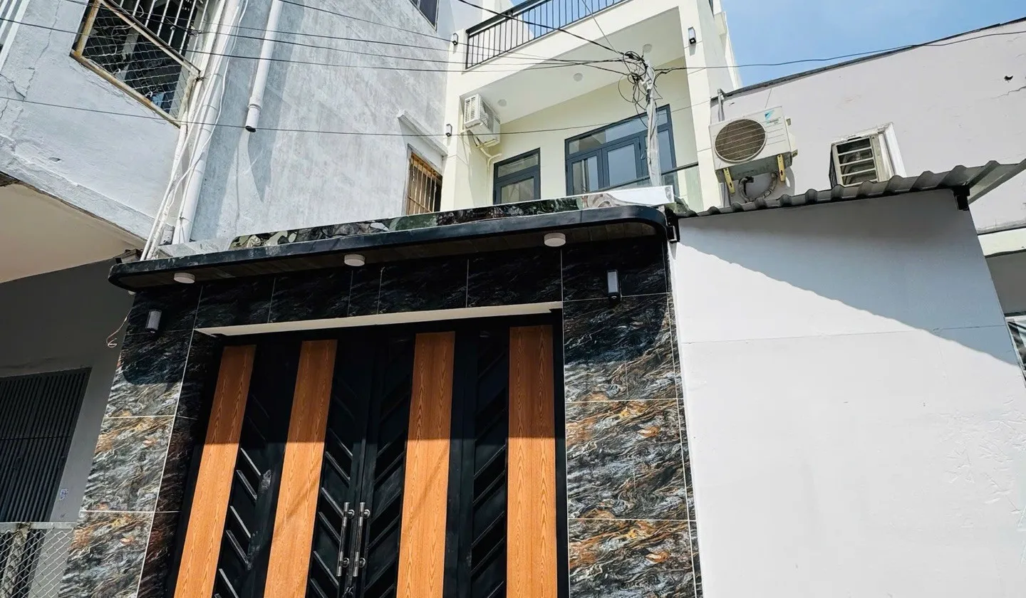 Nhà mặt tiền đẹp, kinh doanh sầm uất tại Âu Cơ... Bán nhà riêng tại Tân Bình, Hồ Chí Minh 01
