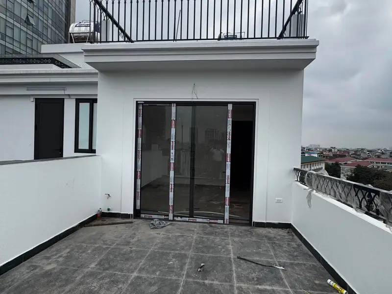 Nhà phố độc bản tại trung tâm Long Biên với hai mặt thoáng và nội thất tinh tuyển... Bán nhà riêng tại Bồ Đề, Hà Nội 01