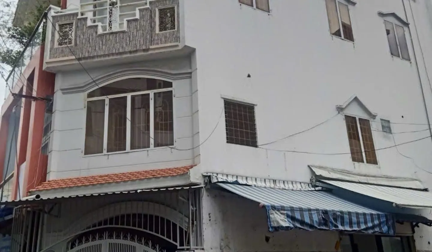 Ngay CHỢ LỚN QUẬN 6 Chủ giảm cực sốc HẺM XE TẢI nhỉnh 6 tỷ ✅✅... Bán nhà riêng tại Bình Tiên, Hồ Chí Minh 01