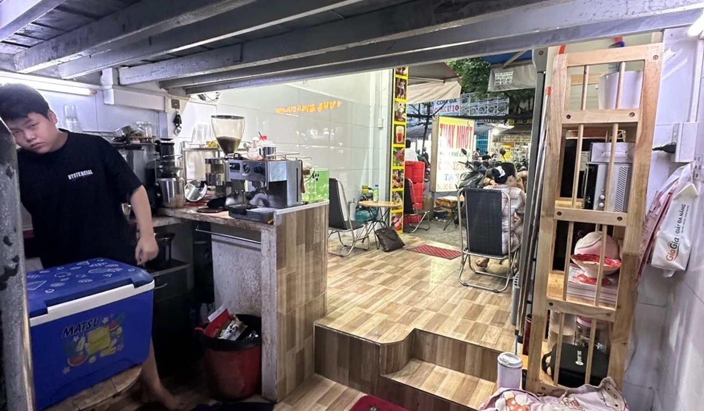 Bán nhà mặt phố 4 tầng 2PN tại khu sầm uất quận 8 giá 5,3 tỷ... Bán nhà mặt phố tại Chánh Hưng, Hồ Chí Minh 01