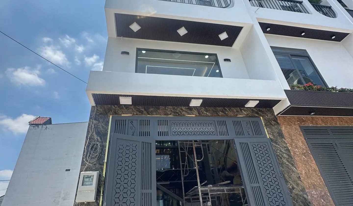 Bán nhà riêng 5 tầng có thang máy, 5 phòng ngủ, diện tích 62,2 m² tại Thới An, Quận 12... Bán nhà riêng tại Thới An, Hồ Chí Minh 01
