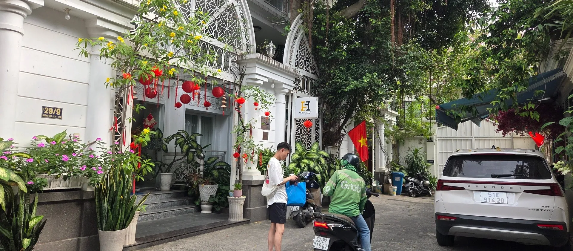 Bán khách sạn 4 sao 9 tầng tại Phường 10, Phú Nhuận, diện tích 302m2, hồ bơi rộng... Bán bất động sản khác tại Phú Nhuận, Hồ Chí Minh 01