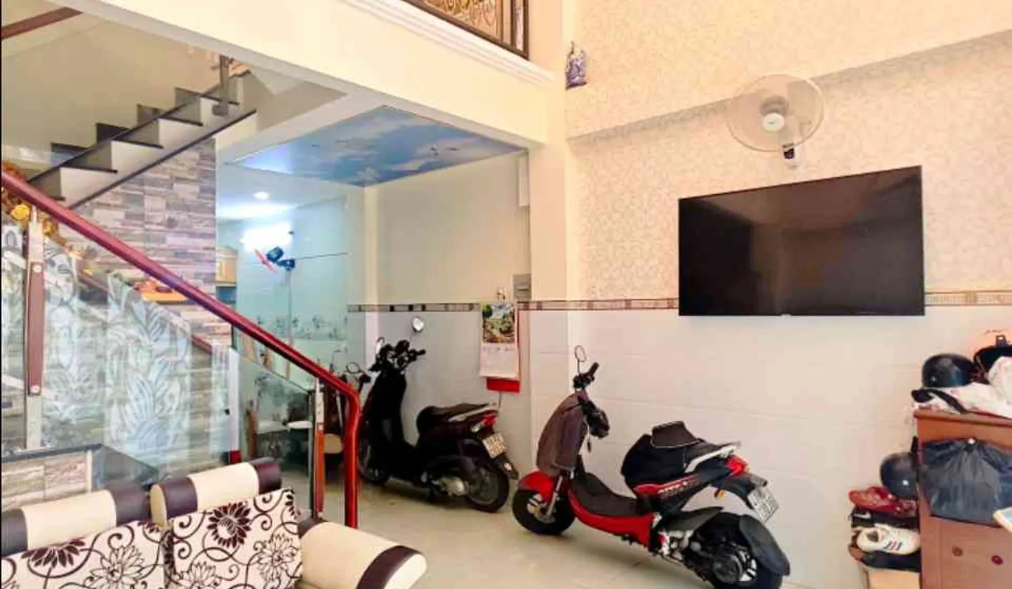Nhà HIẾM 5 tầng, 6PN tại Cư Xá Đô Thành, giá hấp dẫn... Bán nhà riêng tại Bàn Cờ, Hồ Chí Minh 01