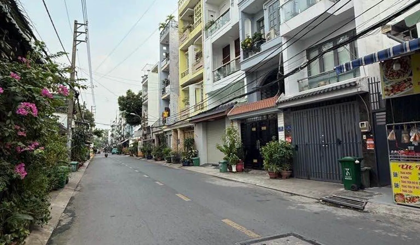 BÁN NHÀ THỐNG NHẤT P11 GV - NGAY BỆNH VIỆN HỒNG ĐỨC - 2 TẦNG 3 PN - SÁT HẺM XE HƠI - 4.1x8 - 33m2... Bán nhà riêng tại An Hội Đông, Hồ Chí Minh 01