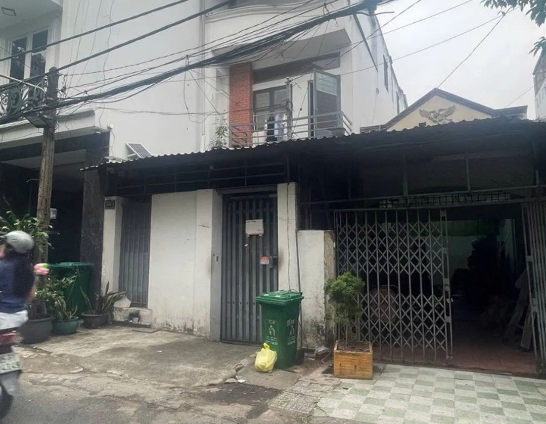 Hẻm ô tô né thông Phạm Văn Bạch, Nhà Ga T3, 104m2, Tiện xây Mới... Bán nhà riêng tại Tân Sơn, Hồ Chí Minh 01