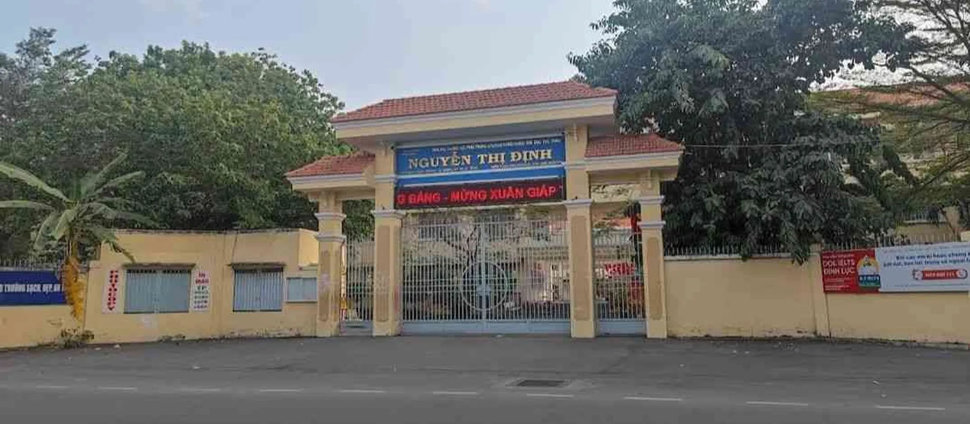Bán nhà riêng 4 tầng, 5 phòng ngủ, phường Phú Định, TP. Hồ Chí Minh hẻm xe hơi giá 5.38 tỷ... Bán nhà riêng tại Phú Định, Hồ Chí Minh 01