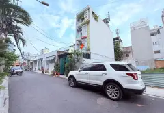 Nhà 3 tầng 5 phòng ngủ, hẻm như mặt tiền đường 10m tại Tân Bình... Bán nhà riêng tại Tân Sơn, Hồ Chí Minh 01