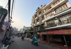 Mặt tiền NGUYỄN DU | Gò Vấp rất tấp nập... Bán nhà mặt phố tại Hạnh Thông, Hồ Chí Minh 02