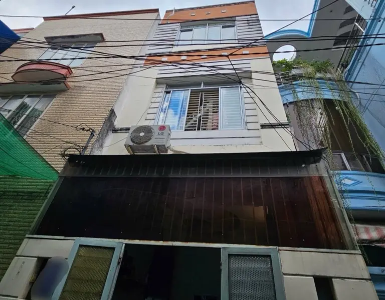 Nhà 4 tầng mới xây, giá tốt tại Lạc Long Quân, cơ hội hiếm hoi cần nắm ngay... Bán nhà riêng tại Bảy Hiền, Hồ Chí Minh 01