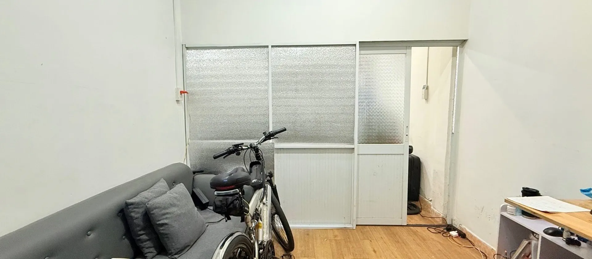VỊ TRÍ VÀNG HẺM XE TẢI TRÁNH NGUYỄN KIỆM - CÁCH MẶT TIỀN 30M - 50M 2 TẦNG - 3 PN 3 WC (có phòng ngủ... Bán nhà riêng tại Hạnh Thông, Hồ Chí Minh 01
