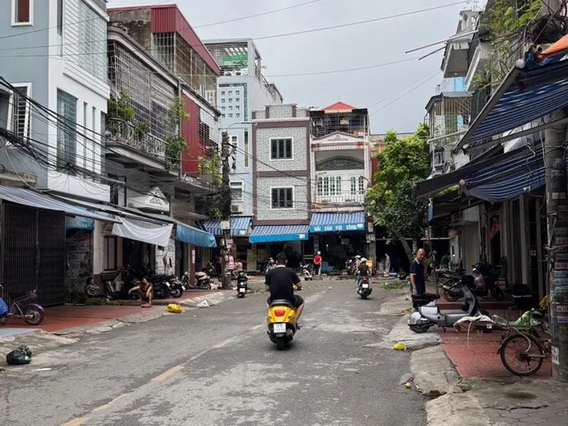 Nhà mặt phố 3,5 tầng độc lập tại khu vực sầm uất Lê Chân, Hải Phòng... Bán nhà mặt phố tại An Biên, Hải Phòng 01