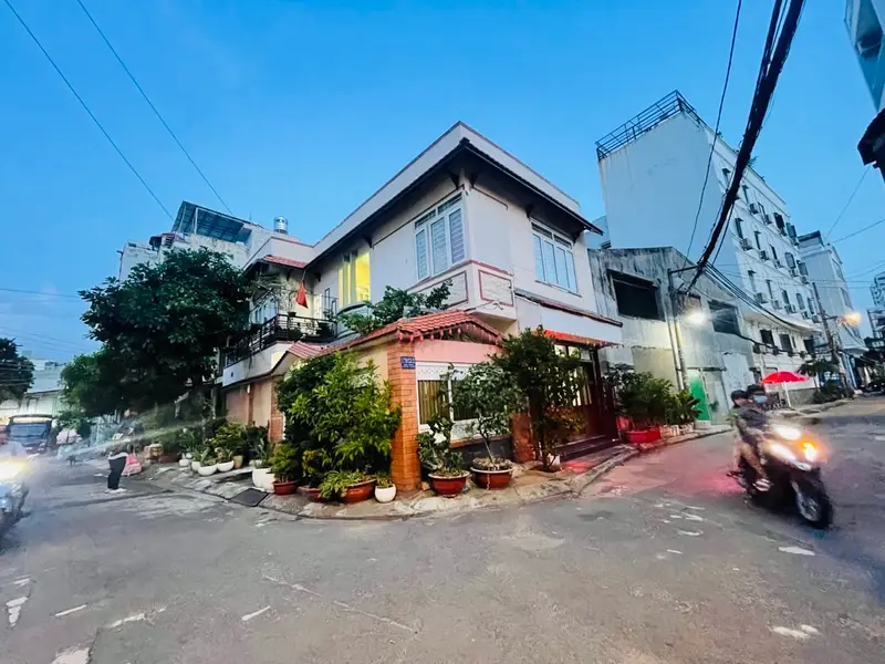 Bán nhà mặt phố 2 tầng phường Phú Thạnh, 97,6 m2, giá 12,47 tỷ... Bán nhà mặt phố tại Phú Thạnh, Hồ Chí Minh 01