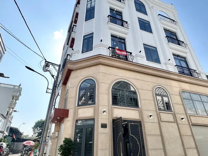 - Đường nhựa 8m, khu cao tầng dân trí cao, chợ trường học bệnh viện trong bán kính 1 km... Bán nhà riêng tại Bình Tân, Hồ Chí Minh 01