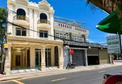 🔥 MẶT TIỀN TRẦN THỊ LƠ – 12M VỈA HÈ – KINH DOANH ĐỈNH – NHÀ TÂN CỔ ĐIỂN CỰC SANG!... Bán nhà mặt phố tại Hóc Môn, Hồ Chí Minh 01