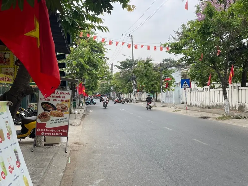 Bán nhà mặt phố Phường Hòa Khánh, Đà Nẵng diện tích 133m2, thuận tiện kinh doanh... Bán nhà mặt phố tại Hòa Khánh, Đà Nẵng 01