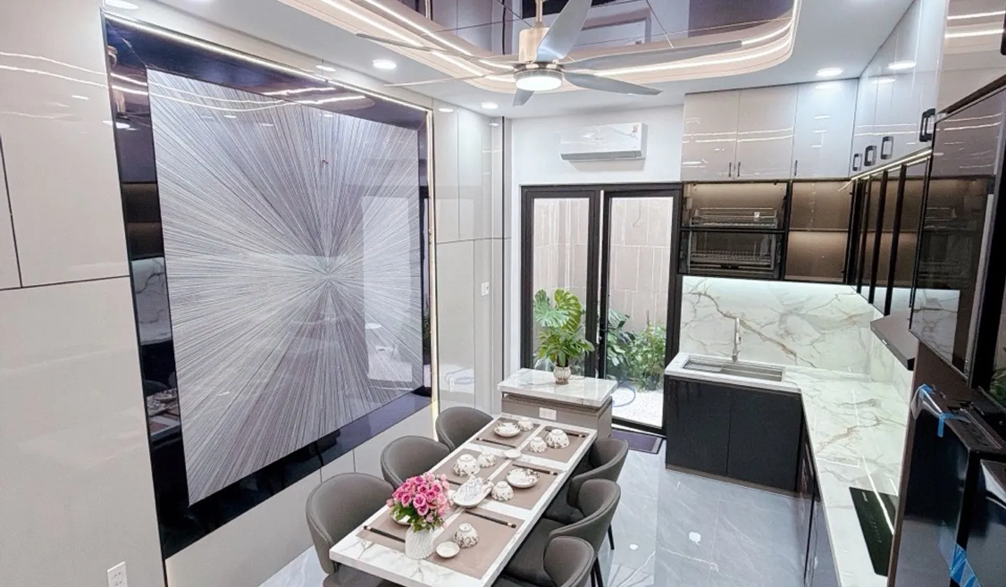 Bán nhà 4 tầng 60m2 tại Bình Thạnh giá 15.5 tỷ... Bán nhà riêng tại Thạnh Mỹ Tây, Hồ Chí Minh 01