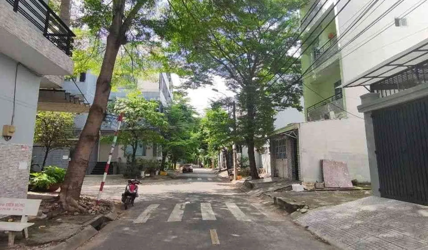 Bán đất Phường Bình Đông Quận 8 diện tích 120m² hướng Đông Bắc mặt tiền 5m giá 6.6 tỷ... Bán đất tại Bình Đông, Hồ Chí Minh 01