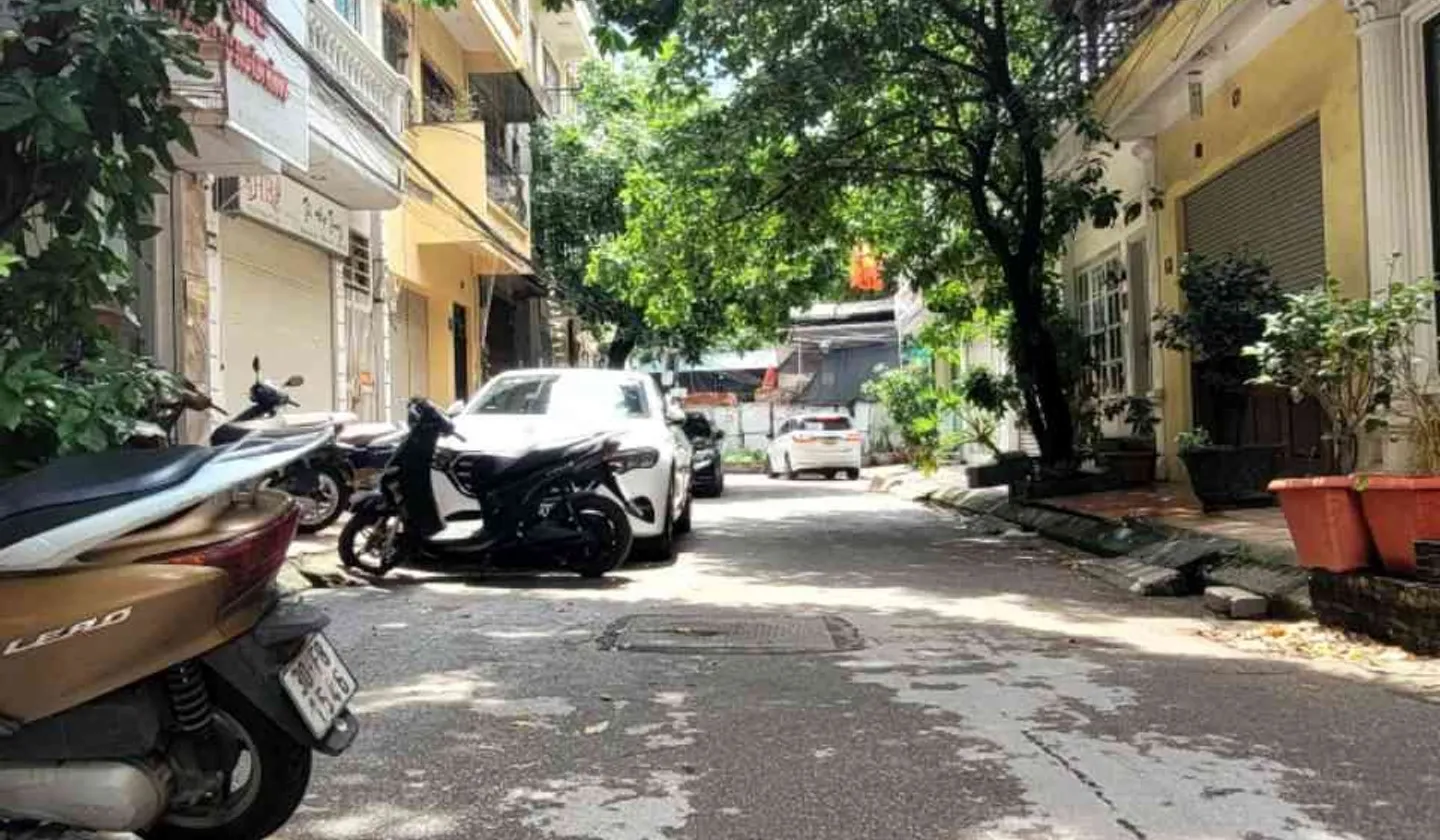 Bán Nhà liền kề VIP khu Lạc Trung, ô tô tránh, kinh doanh đỉnh, ở cự kì văn minh, giá mềm... Bán nhà riêng tại Vĩnh Tuy, Hà Nội 01