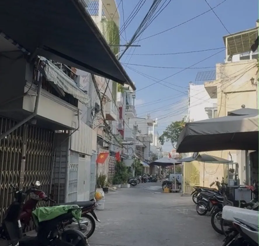 Nhà 4 Tầng Siêu Hiện Đại Tại Âu Dương Lân Quận 8 - Cơ Hội Vàng Sở Hữu Ngay... Bán nhà riêng tại Chánh Hưng, Hồ Chí Minh 01