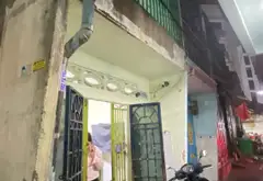 Bán nhà 2 tầng, 2 phòng ngủ, Quận 3, hẻm xe tải né nhau... Bán nhà riêng tại Nhiêu Lộc, Hồ Chí Minh 01
