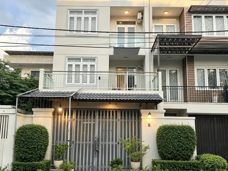 MẶT TIỀN 6X18M – ĐƯỜNG 20M VỈA HÈ 5M – 4 TẤM BTCT – ĐANG CHO THUÊ 16TR/THÁNG – 9 T ( TL)... Bán nhà mặt phố tại Bình Đông, Hồ Chí Minh 01