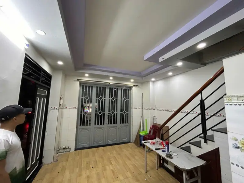Bán nhà riêng 2 tầng phường Bình Hưng Hòa, Hồ Chí Minh, diện tích 21 m2, pháp lý rõ ràng... Bán nhà riêng tại Bình Hưng Hòa, Hồ Chí Minh 01