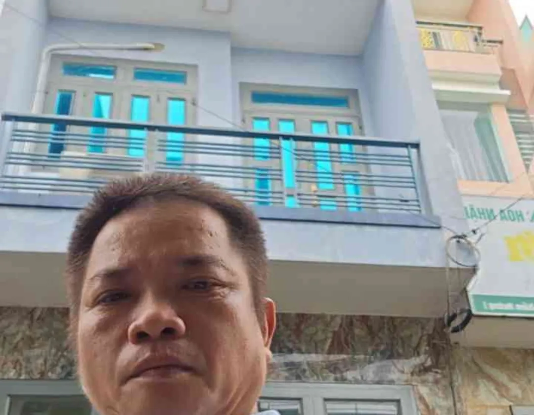 🔥 SIÊU PHẨM CHỈ 5.6 TỶ – NHÀ 2 TẦNG – HẺM XE TẢI 8M 🔥
📐 64m² | 4x16m | 1 trệt 1 lầu BTCT | 3PN –... Bán nhà riêng tại Bình Tân, Hồ Chí Minh 01