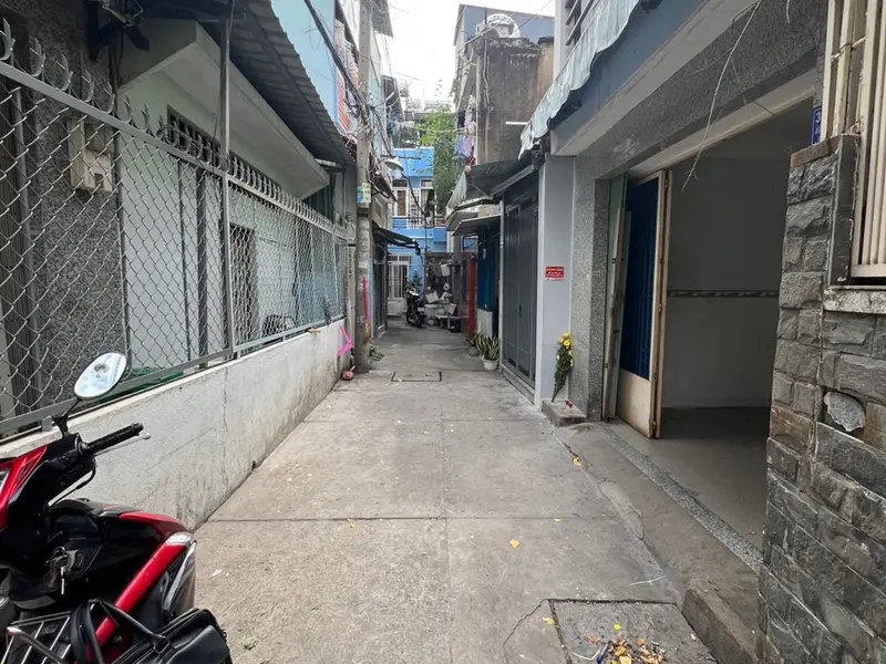 Bán nhà 2 tầng 46m2, 3PN, hướng Tây Bắc tại Quận 8... Bán nhà riêng tại Chánh Hưng, Hồ Chí Minh 01