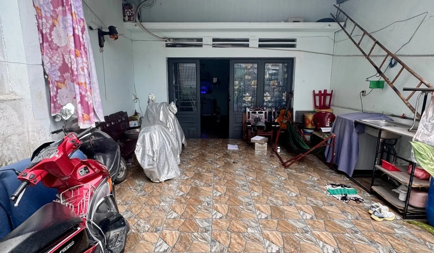 SÁT MẶT TIỀN DƯƠNG THỊ MƯỜI, HẺM Ô TÔ VÀO NHÀ, CĂN 2 MẶT HẺM THOÁNG, GIÁ 4.X TỶ... Bán nhà riêng tại Tân Thới Hiệp, Hồ Chí Minh 01