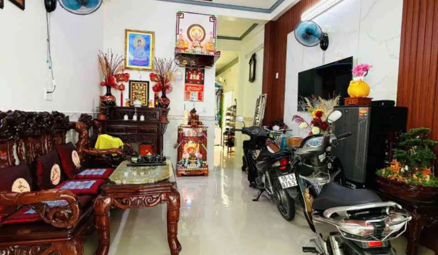 Nhà 4 tầng 5 phòng ngủ, góc 3 mặt hẻm quận 8, hướng Nam... Bán nhà riêng tại Bình Đông, Hồ Chí Minh 01