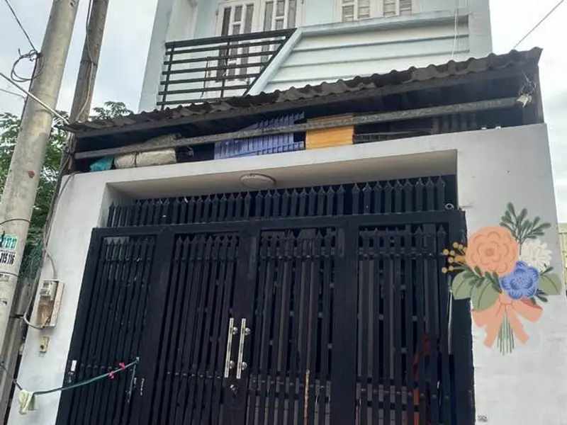 Nhà 2 tầng 3 phòng ngủ tại Bình Tân, giá tốt 3.3 tỷ... Bán nhà riêng tại Bình Trị Đông, Hồ Chí Minh 01