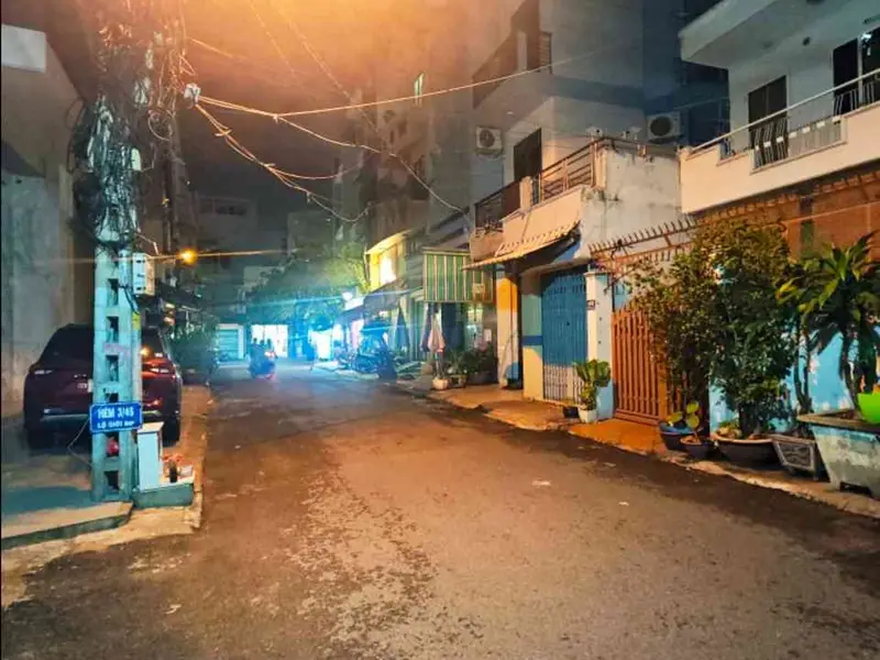 Hẻm 5m Xe Tải Đậu Cửa Trục Thành Thái, Quận 10 , Dòng Tiền 13 Triệu/Tháng... Bán nhà riêng tại Diên Hồng, Hồ Chí Minh 01