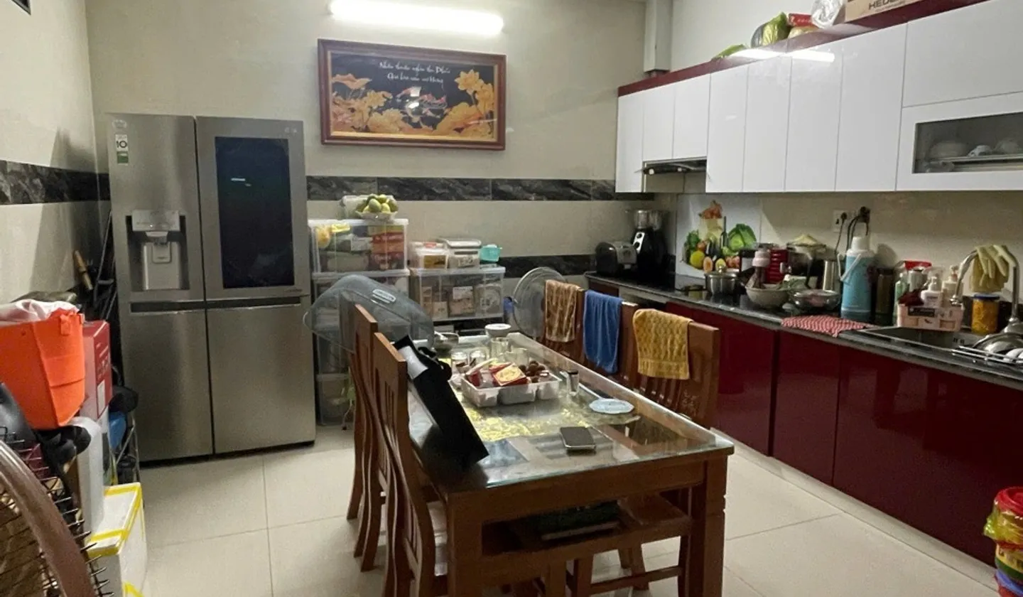 Cơ hội sở hữu nhà 3,5 tầng tại khu vực Bùi Thị Từ Nhiên giá tốt... Bán nhà riêng tại Đông Hải, Hải Phòng 01