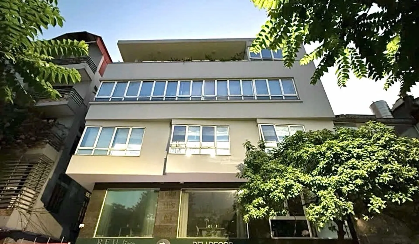 Bán nhà mặt phố Phường Phương Liệt, Hà Nội, lô góc, mặt tiền 12m, vỉa hè rộng, ô tô tránh... Bán nhà mặt phố tại Phương Liệt, Hà Nội 01