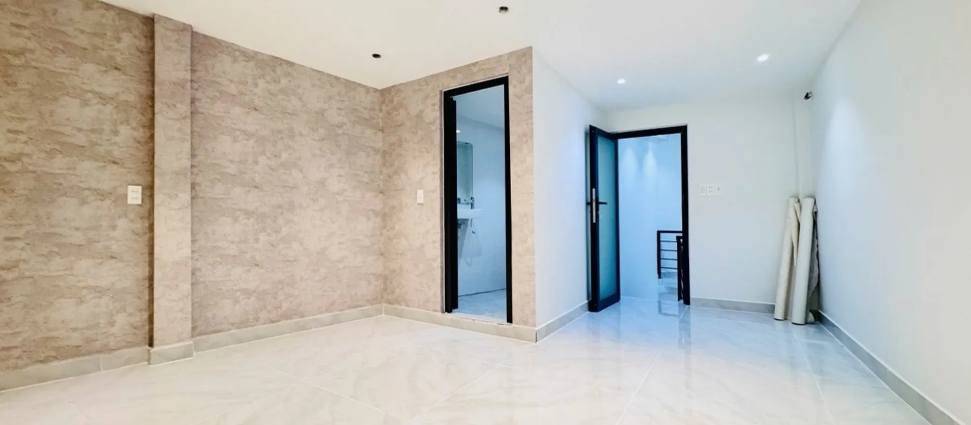 Nhà 2 tầng 3 phòng ngủ tại phường Hạnh Thông giá 1.66 tỷ... Bán nhà riêng tại Hạnh Thông, Hồ Chí Minh 01