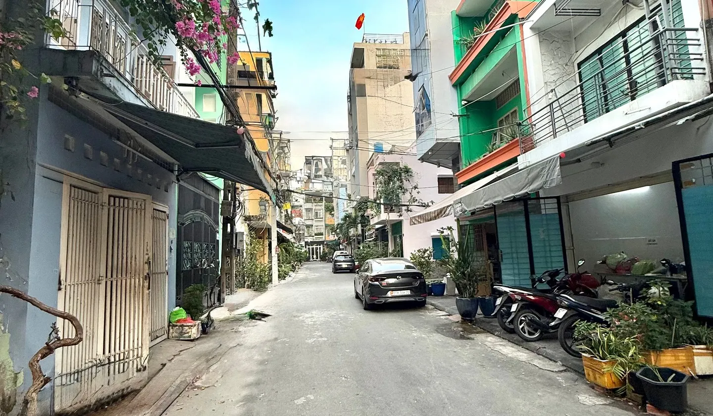 Bán nhà riêng 2 tầng 56,5m2 tại Phường Tân Hòa, Lạc Long Quân, căn góc mặt tiền 4m... Bán nhà riêng tại Tân Hòa, Hồ Chí Minh 01