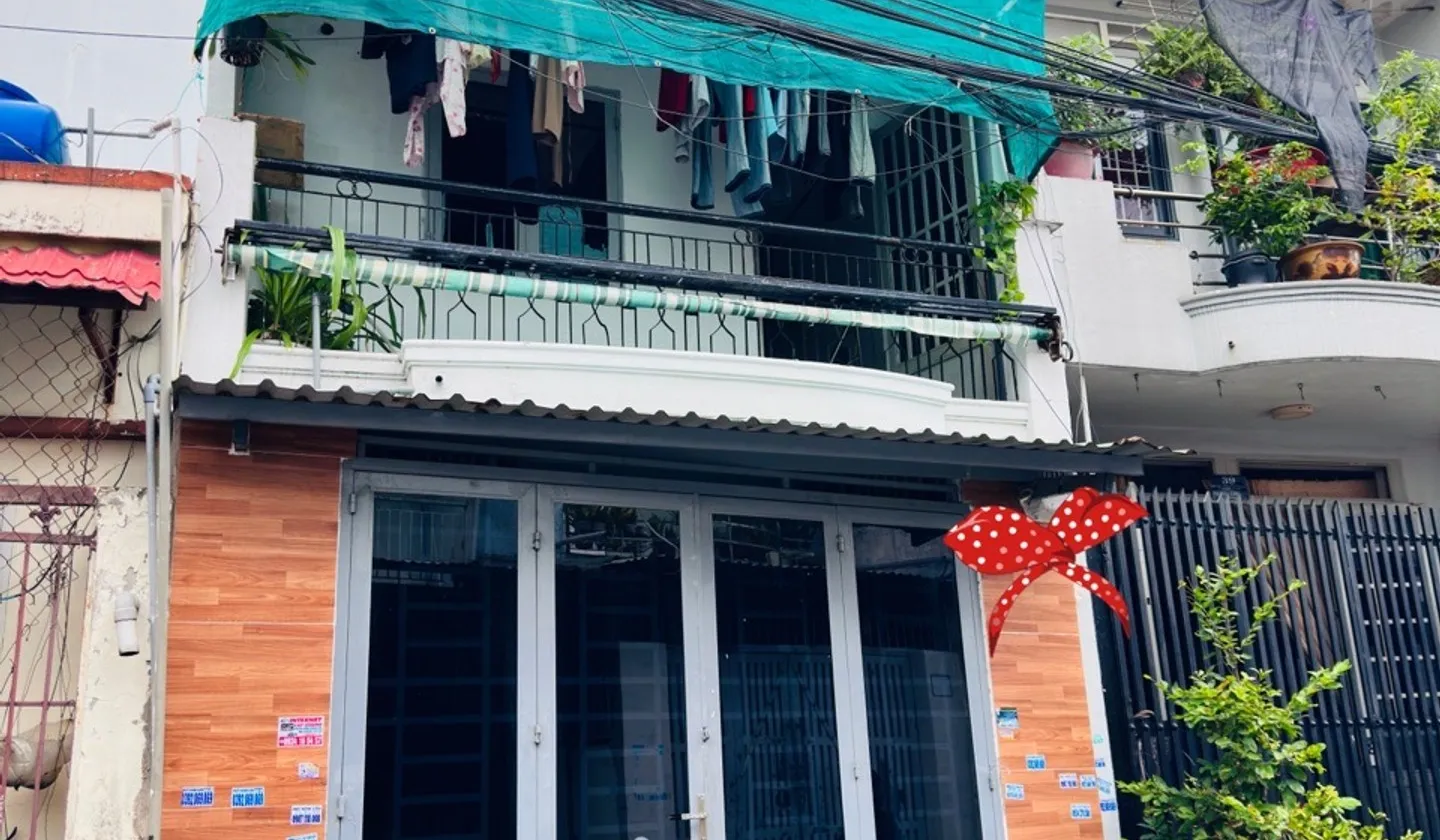 Bán nhà riêng 2 tầng tại xã Trung Chánh, Hóc Môn, hẻm ô tô tránh, giá 3,8 tỷ... Bán nhà riêng tại Bà Điểm, Hồ Chí Minh 01