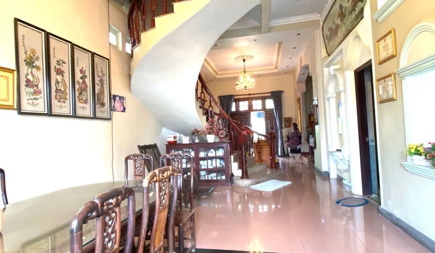 Biệt thự sang trọng ở Bạch Đằng - Không gian đẳng cấp cho gia đình bạn... Bán nhà riêng tại Tân Sơn Hòa, Hồ Chí Minh 01