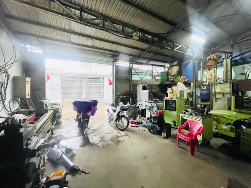 Cơ hội sở hữu nhà xưởng diện tích lớn tại Vòng Xoay An Lạc với giá hấp dẫn... Bán nhà riêng tại An Lạc, Hồ Chí Minh 01