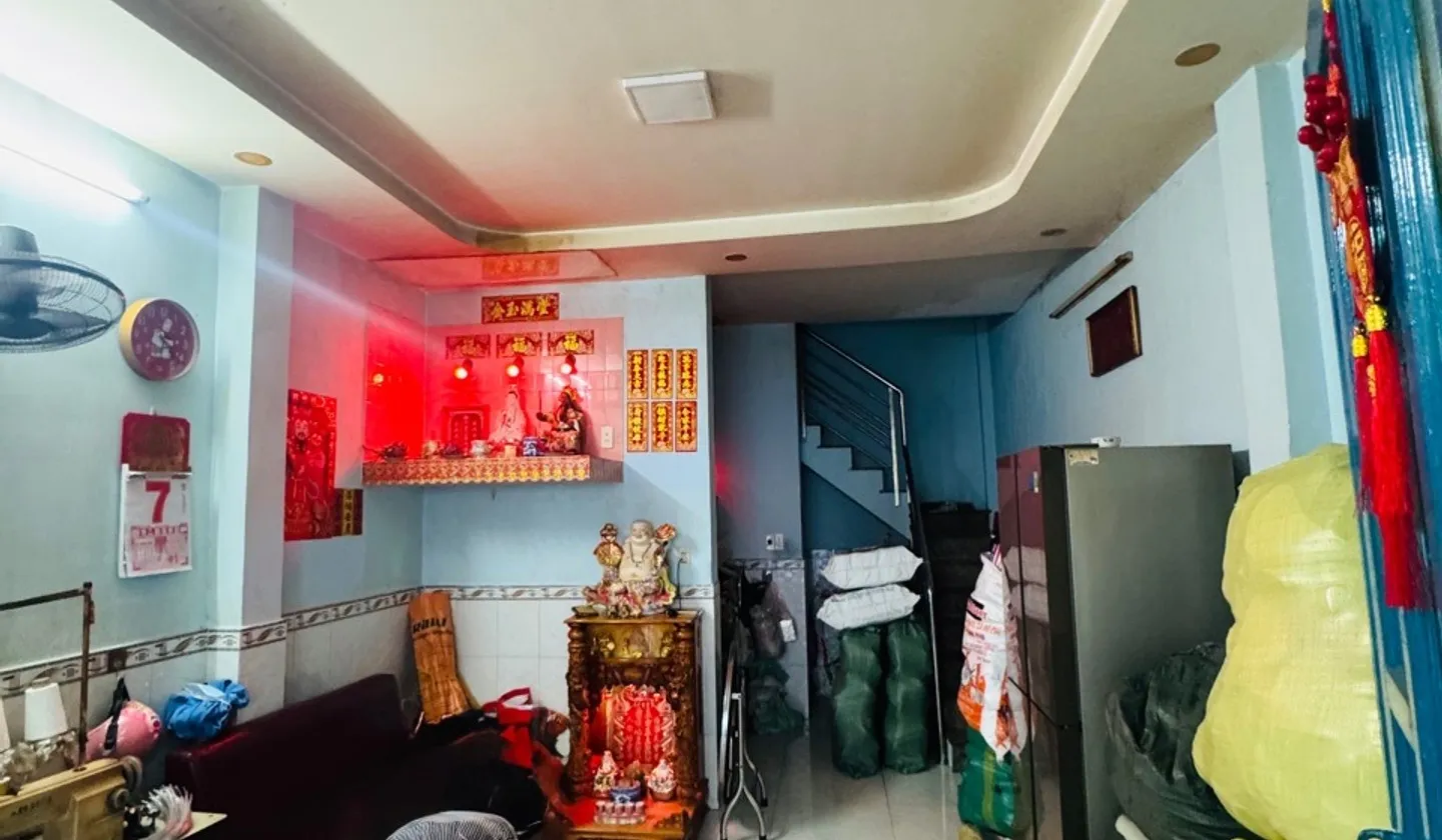 BÁN GẤP CĂN NHÀ Ở BÌNH TÂN GIÁP TÂN PHÚ NHỈNH 3đ... Bán nhà riêng tại Bình Trị Đông, Hồ Chí Minh 01